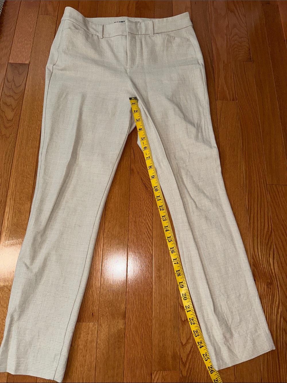Old Navy High Rise Pixie Skinny  Light Cream & grey Dress Pants